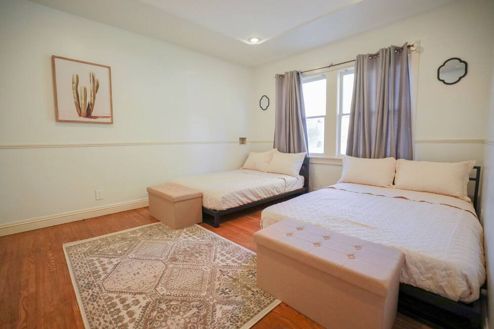 Photo of Bedroom in Bakersfield