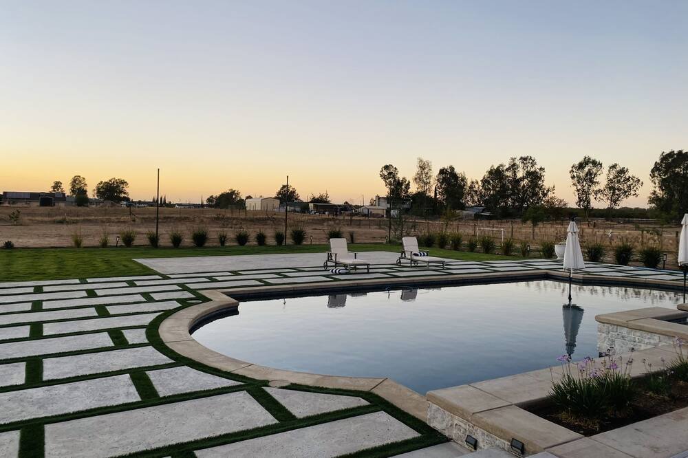 Photo of Outdoor in Madera