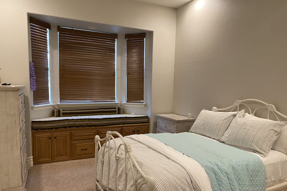 Photo of Bedroom in Madera