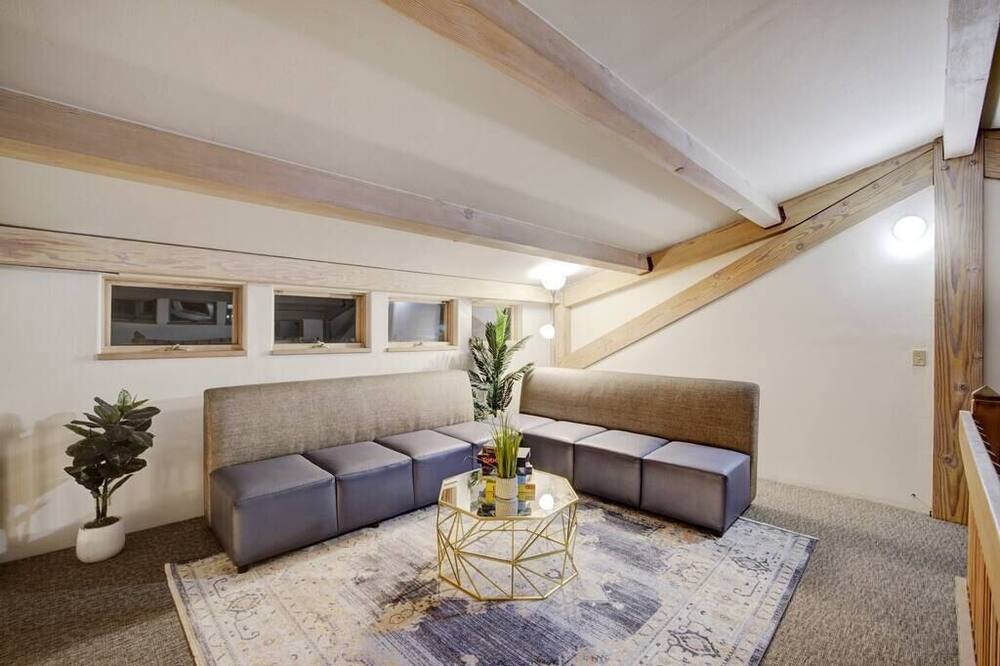 Photo of Livingroom in Sleepy Hollow