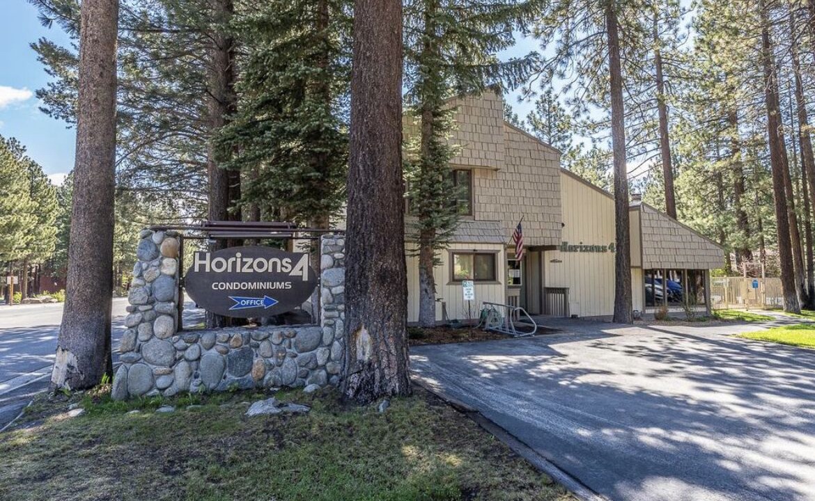 Photo of Outdoor in Mammoth Lakes