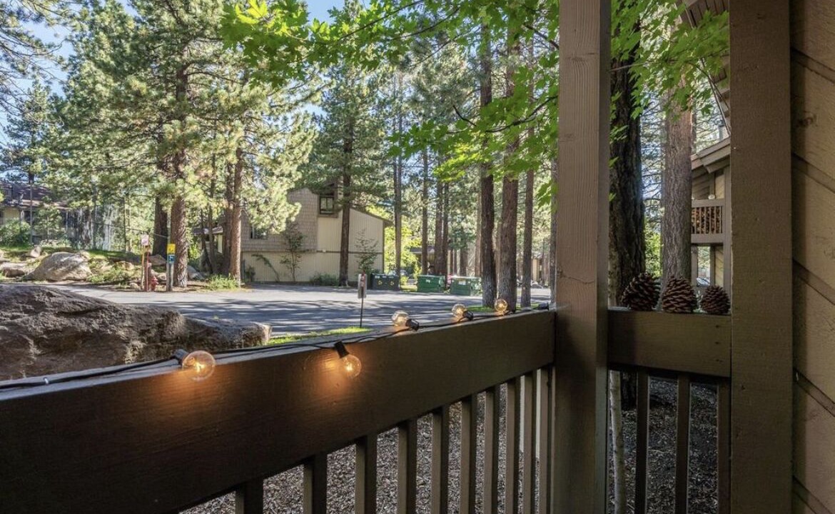 Photo of Outdoor in Mammoth Lakes