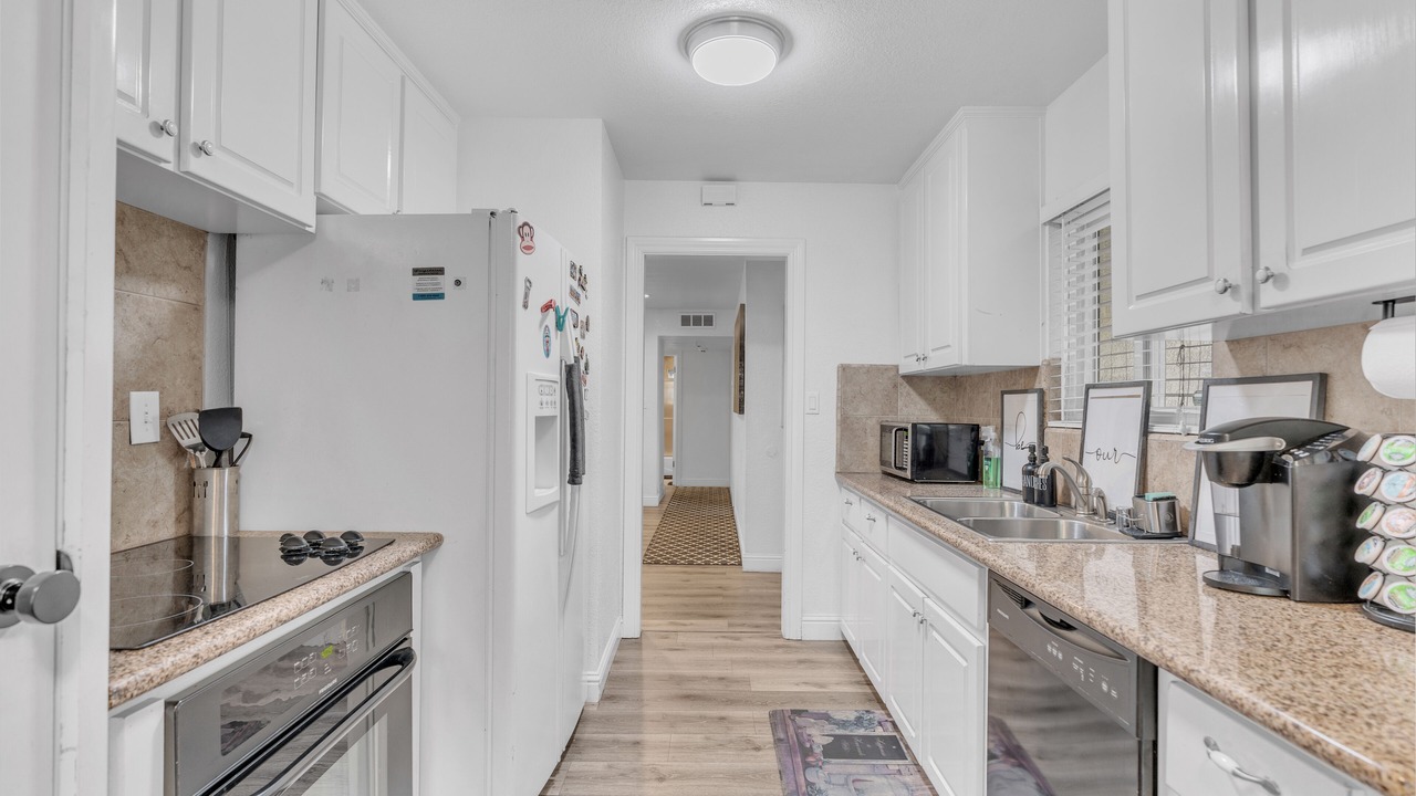 Photo of Kitchen in Raisin
