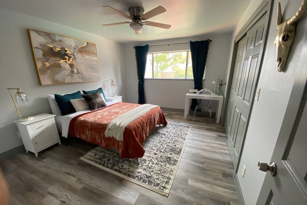 Photo of Bedroom in Redding