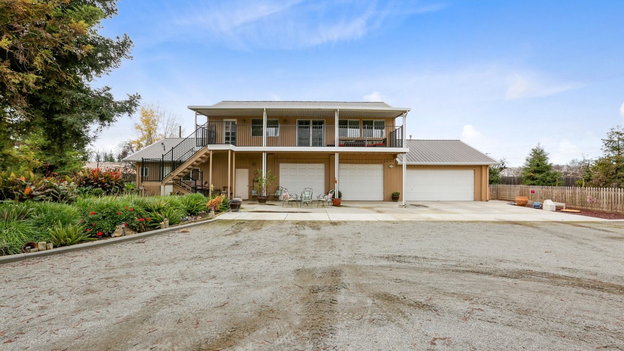Photo of Outdoor in Tulare