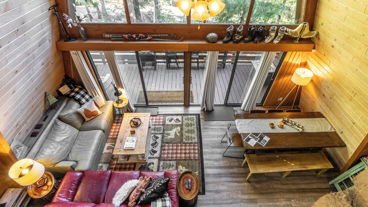 Photo of Livingroom in Sierra Cedars