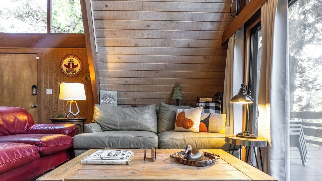 Photo of Livingroom in Sierra Cedars