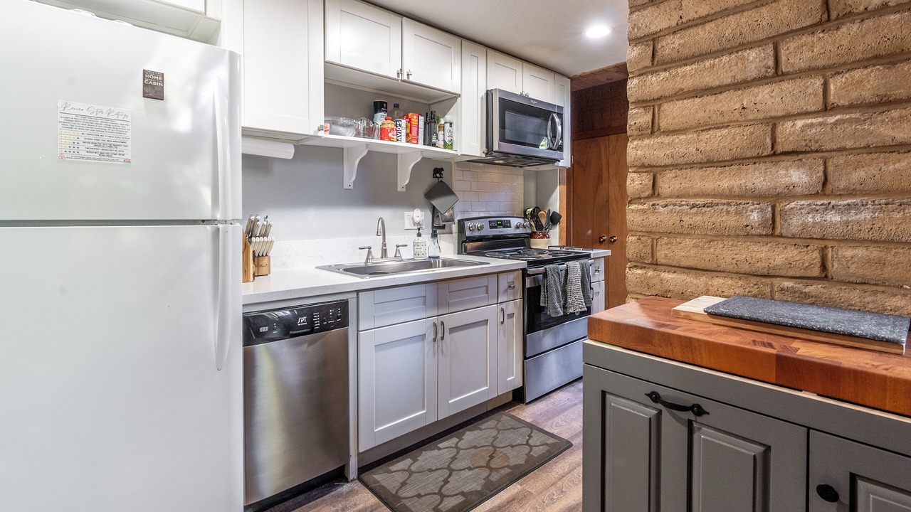 Photo of Kitchen in Sierra Cedars