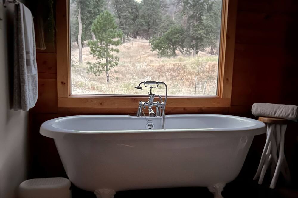 Photo of Bathroom in California Hot Springs
