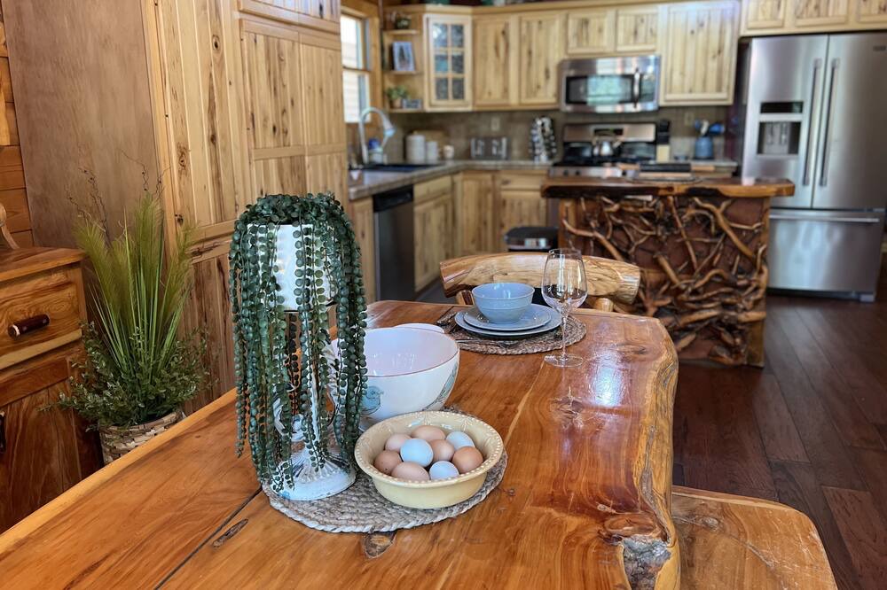 Photo of Kitchen in California Hot Springs