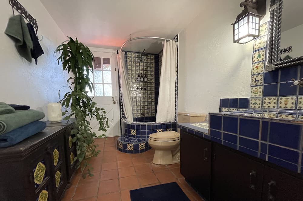 Photo of Bathroom in Los Altos Hills