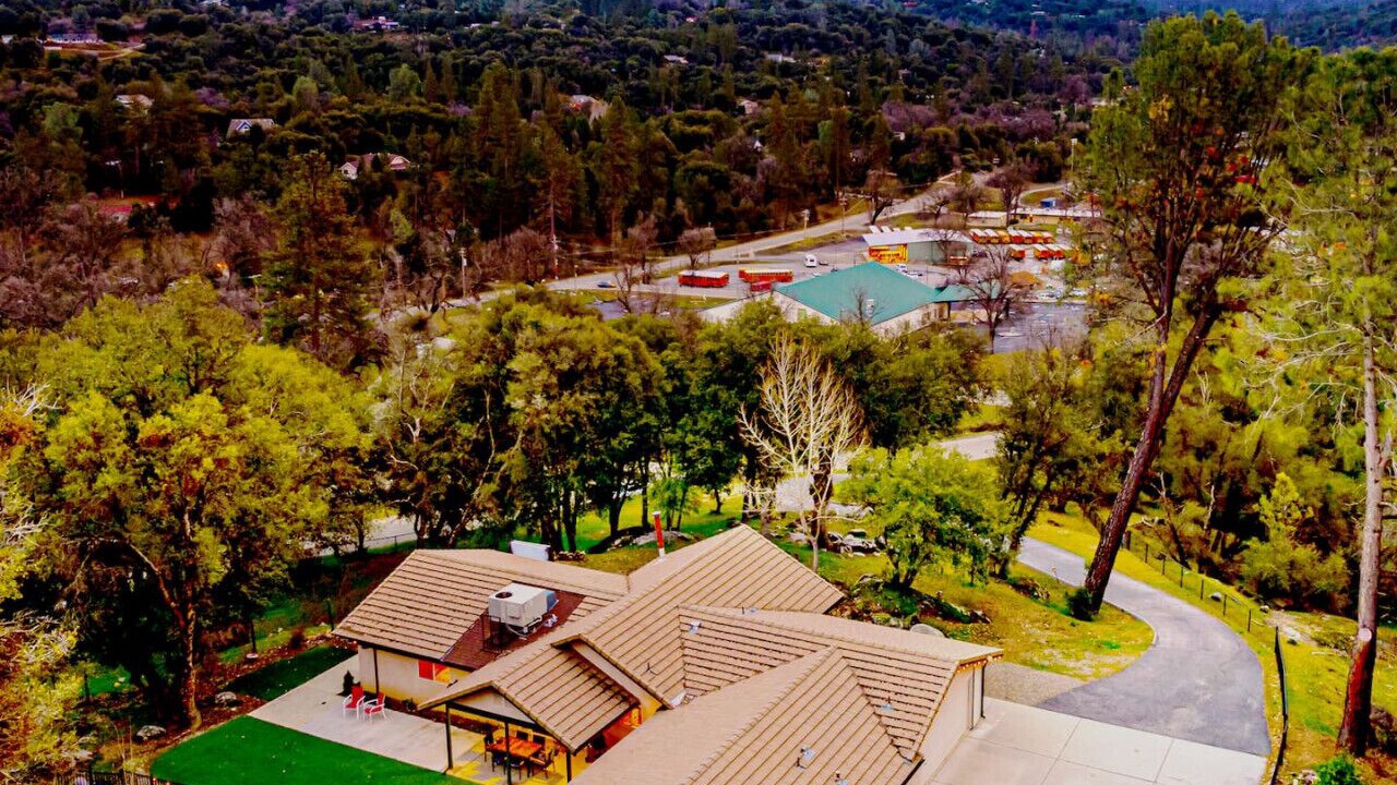 Photo of Outdoor in Oakhurst