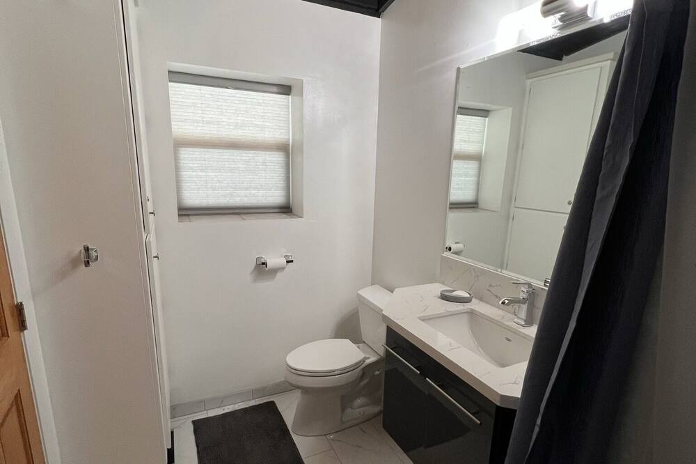 Photo of Bathroom in West Bishop