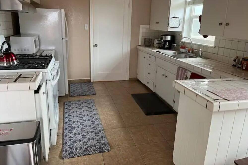 Photo of Kitchen in Raisin