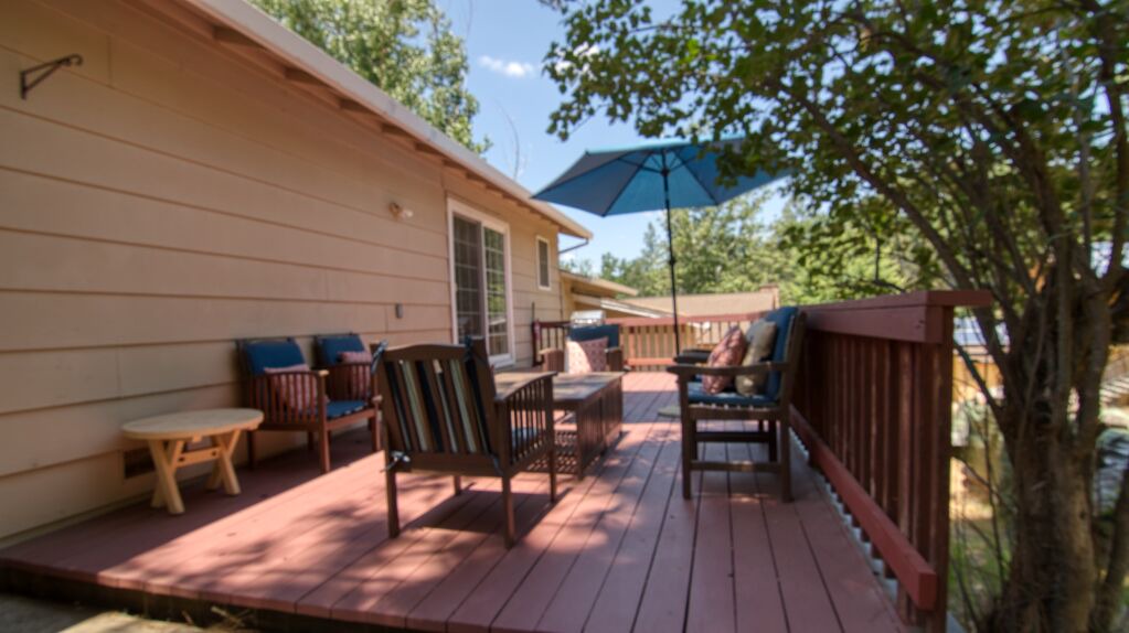 Photo of Outdoor in Groveland