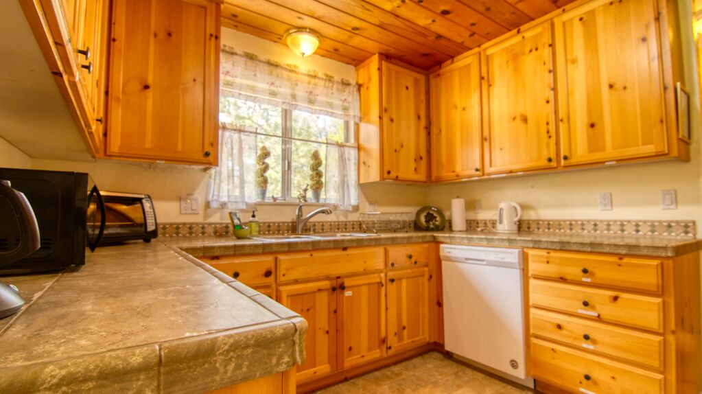 Photo of Kitchen in Groveland