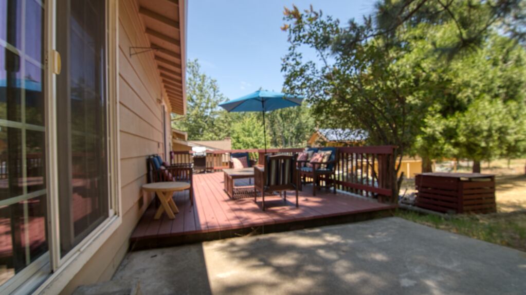 Photo of Outdoor in Groveland
