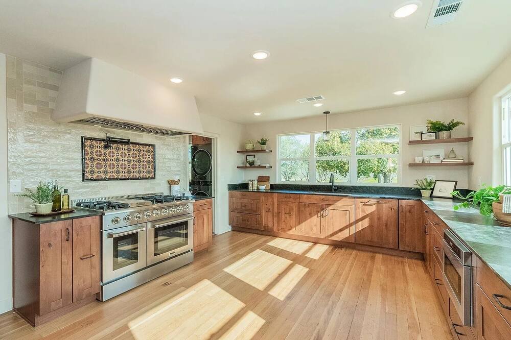 Photo of Kitchen in Reedley