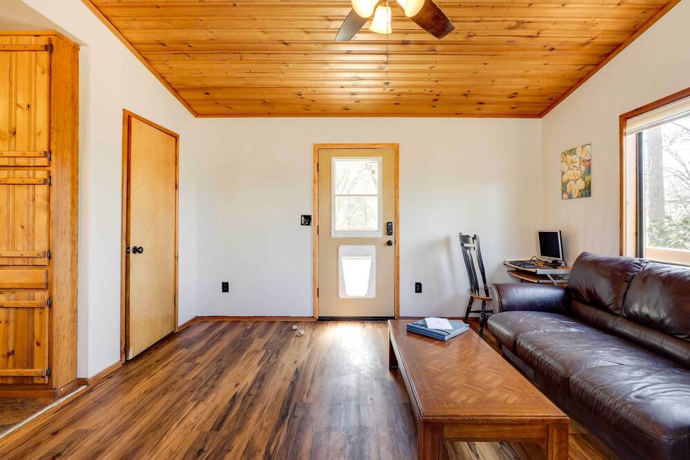 Photo of Livingroom in Middletown