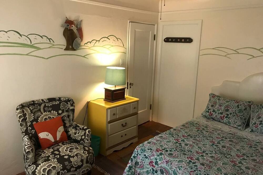 Photo of Bedroom in Salinas