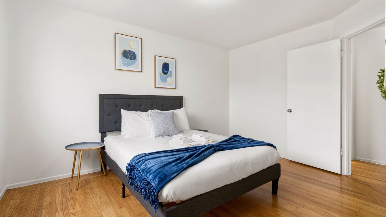 Photo of Bedroom in San Bruno