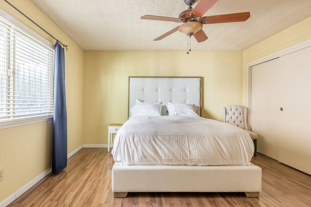 Photo of Bedroom in Madera