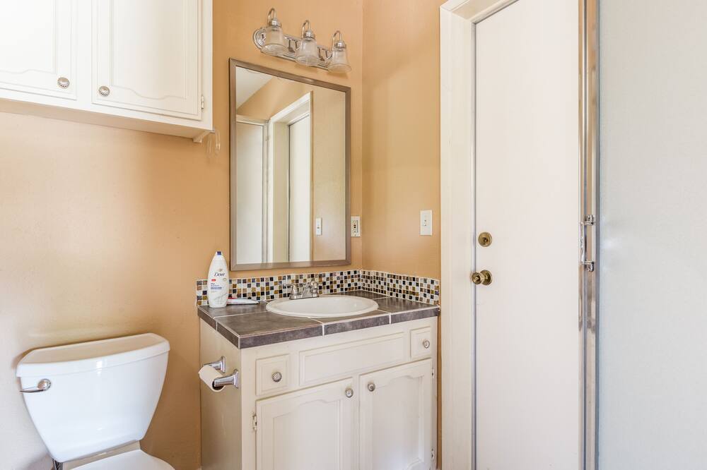 Photo of Bathroom in Madera