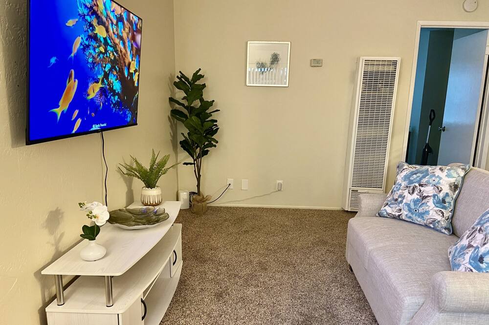 Photo of Livingroom in Lafayette