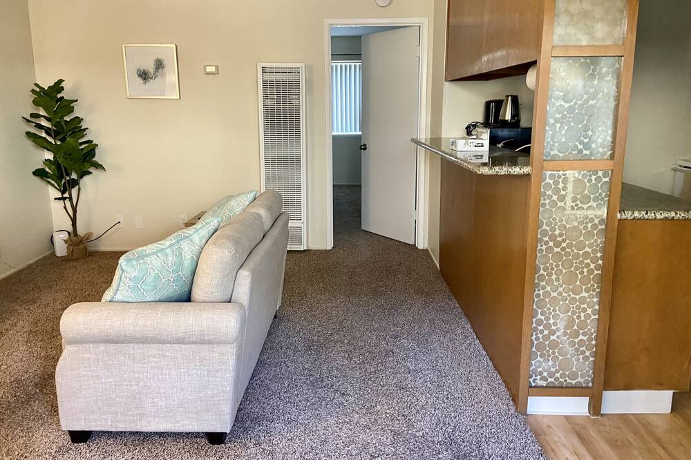 Photo of Livingroom in Lafayette