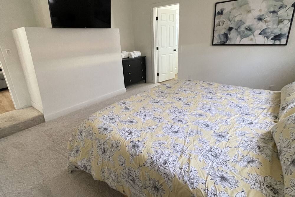 Photo of Bedroom in Folsom
