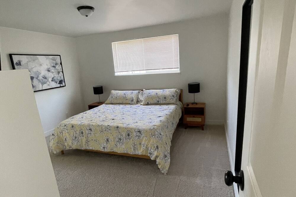 Photo of Bedroom in Folsom