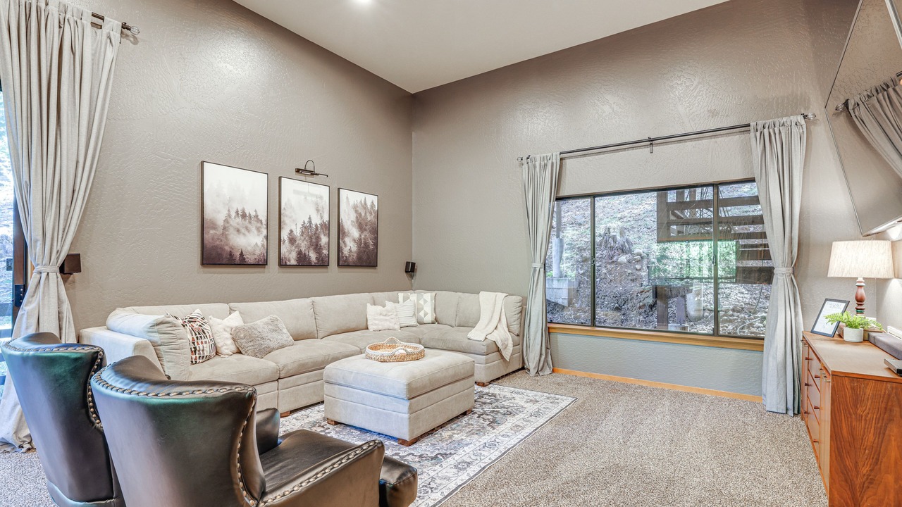 Photo of Livingroom in Twain Harte