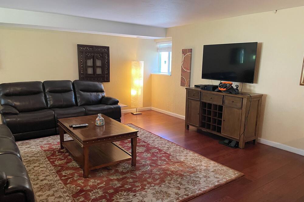 Photo of Livingroom in Tahoe Village