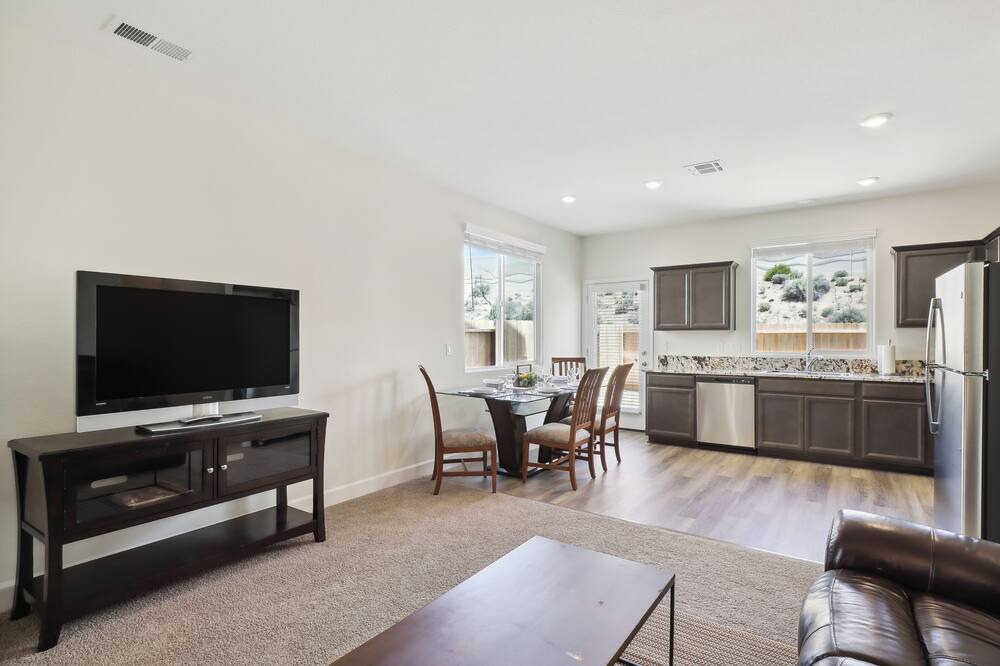 Photo of Livingroom in Carson City