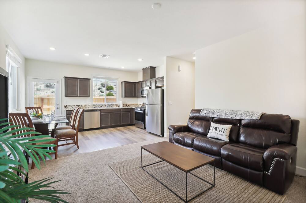 Photo of Livingroom in Carson City