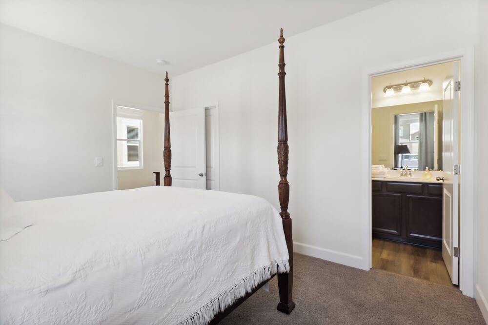 Photo of Bedroom in Carson City