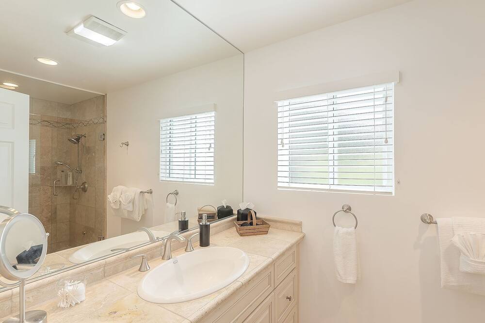 Photo of Bathroom in Del Rey Oaks