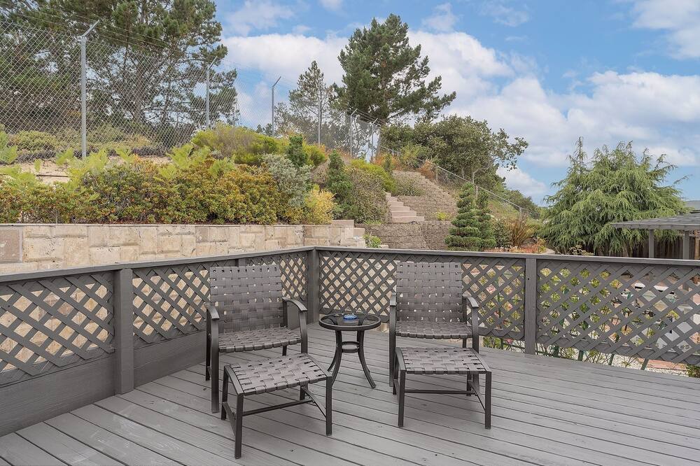 Photo of Outdoor in Del Rey Oaks