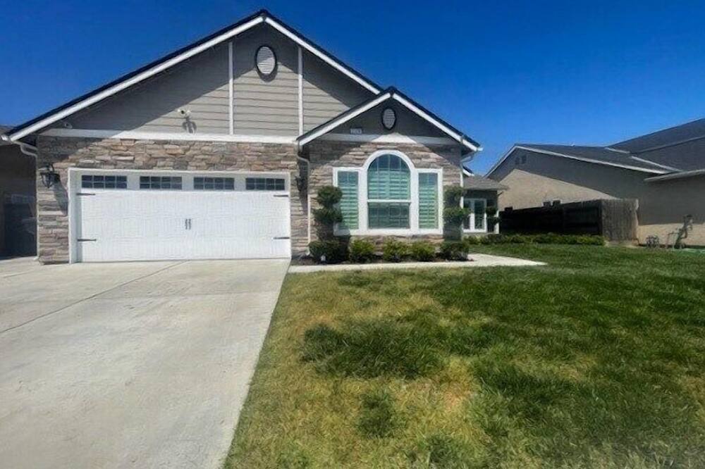 Photo of Outdoor in Tulare