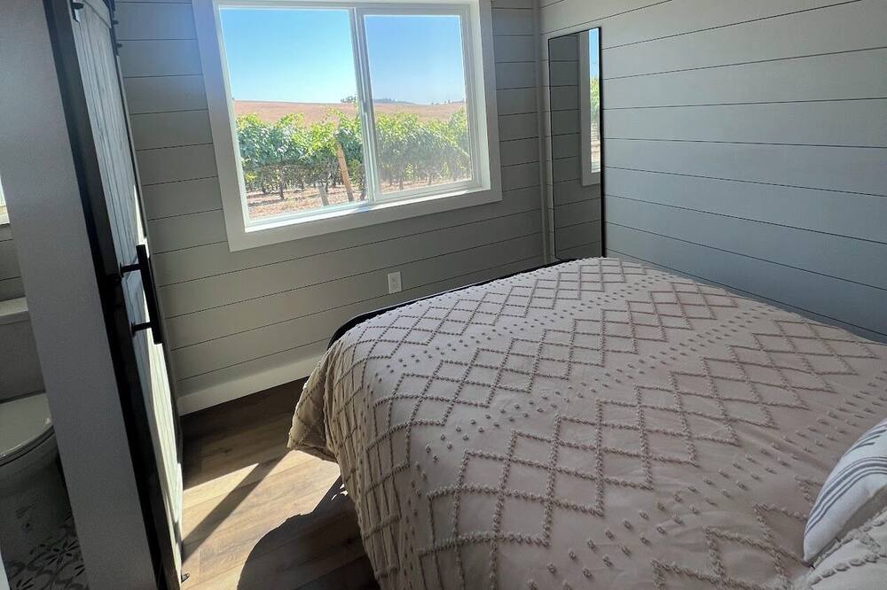 Photo of Bedroom in Fair Play