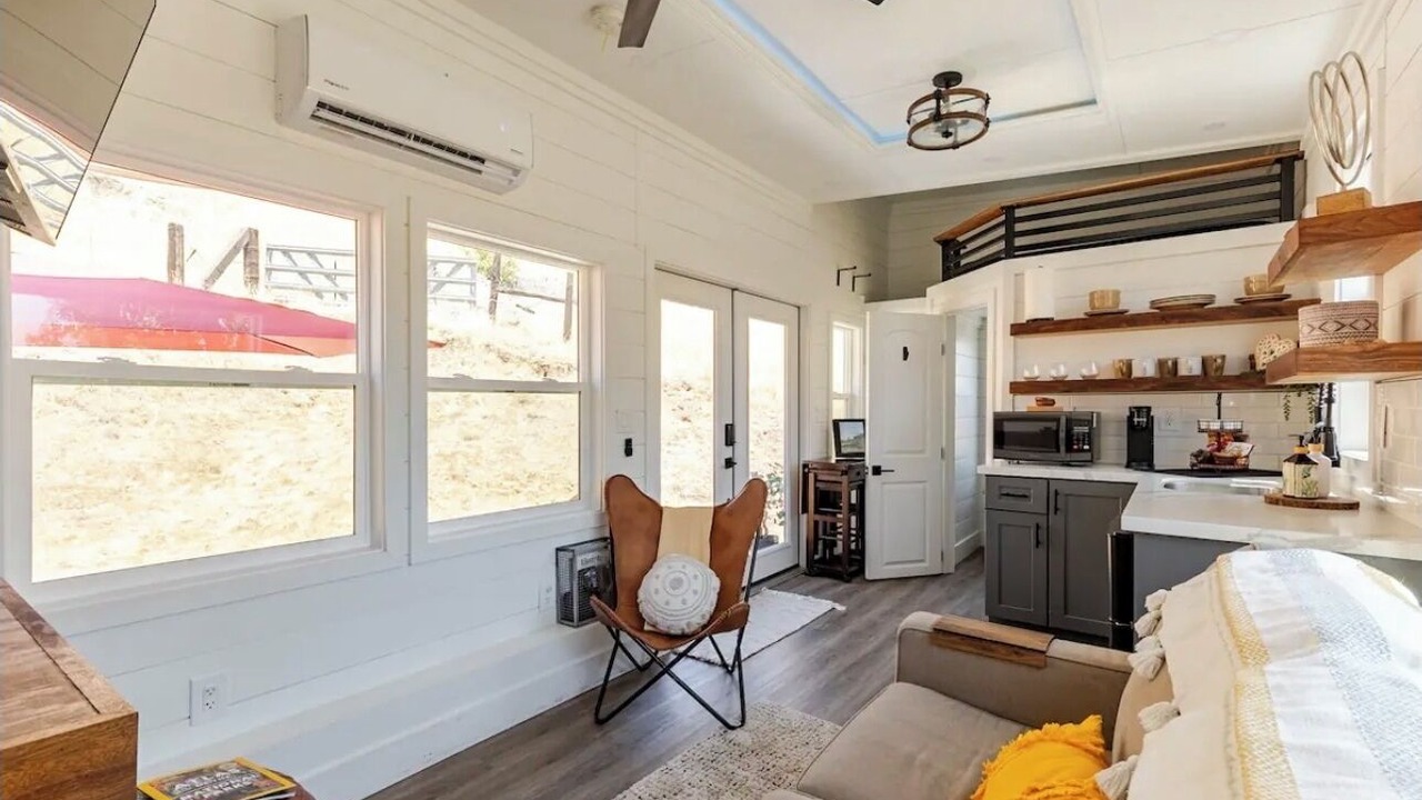 Photo of Livingroom in Woodlake