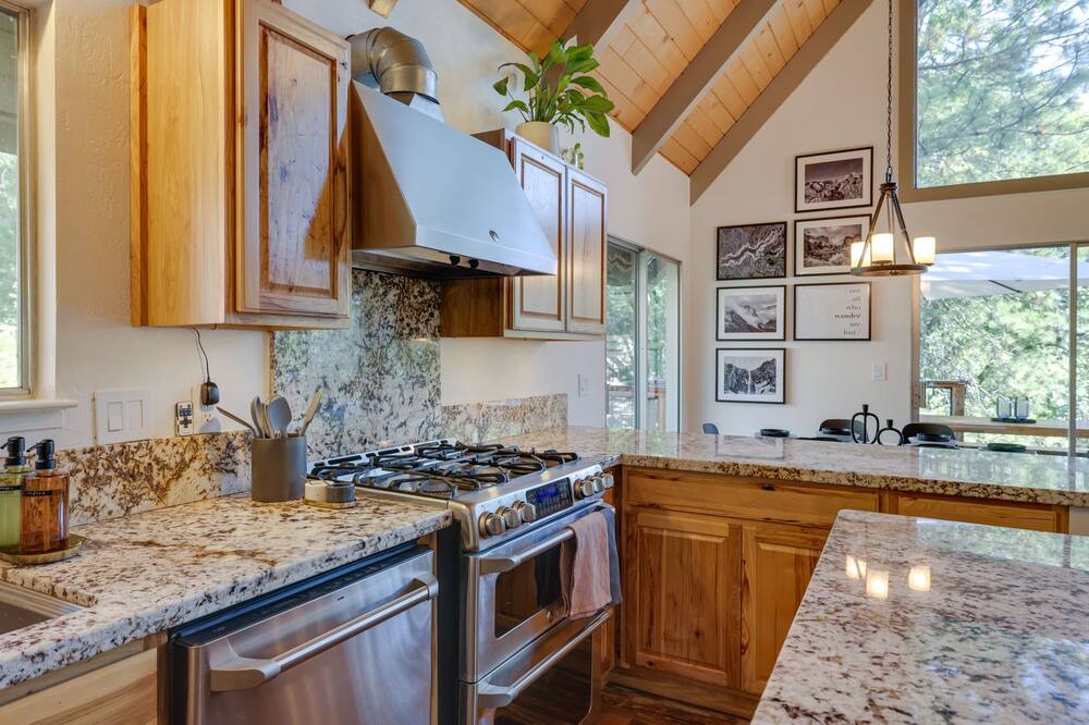 Photo of Kitchen in Groveland