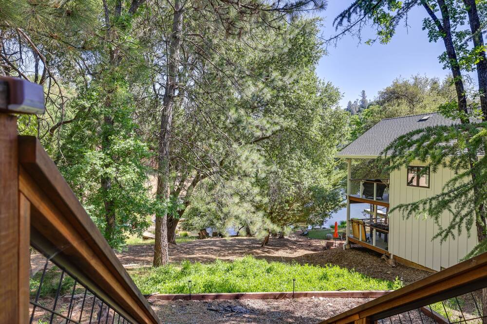 Photo of Outdoor in Groveland