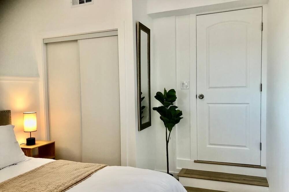 Photo of Bedroom in Ashland