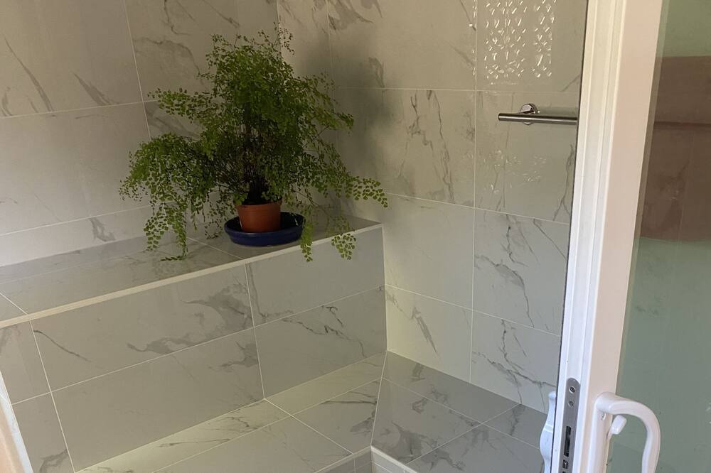 Photo of Bathroom in Lagunitas-Forest Knolls