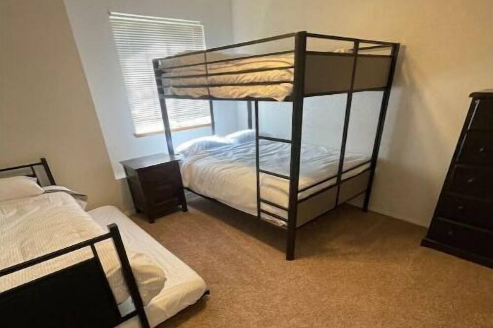 Photo of Bedroom in Greenacres