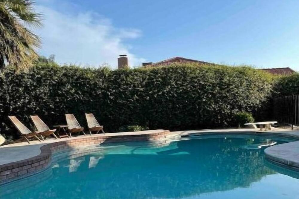 Photo of Outdoor in Greenacres