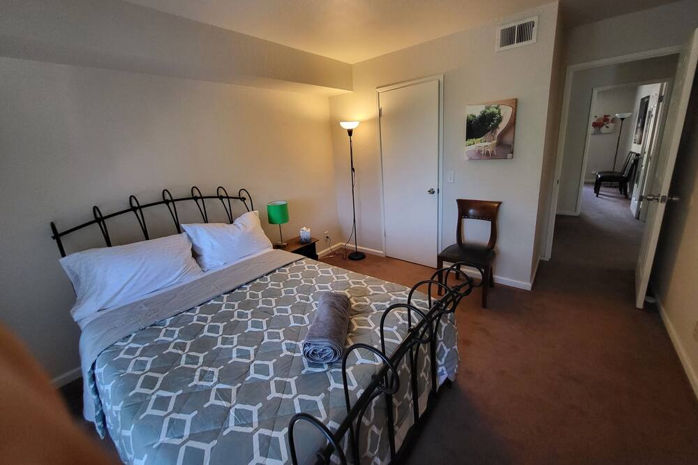 Photo of Bedroom in Davis