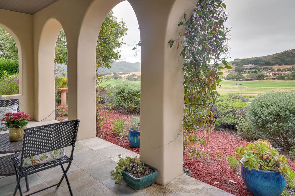 Photo of Patio Balcony in Monterey
