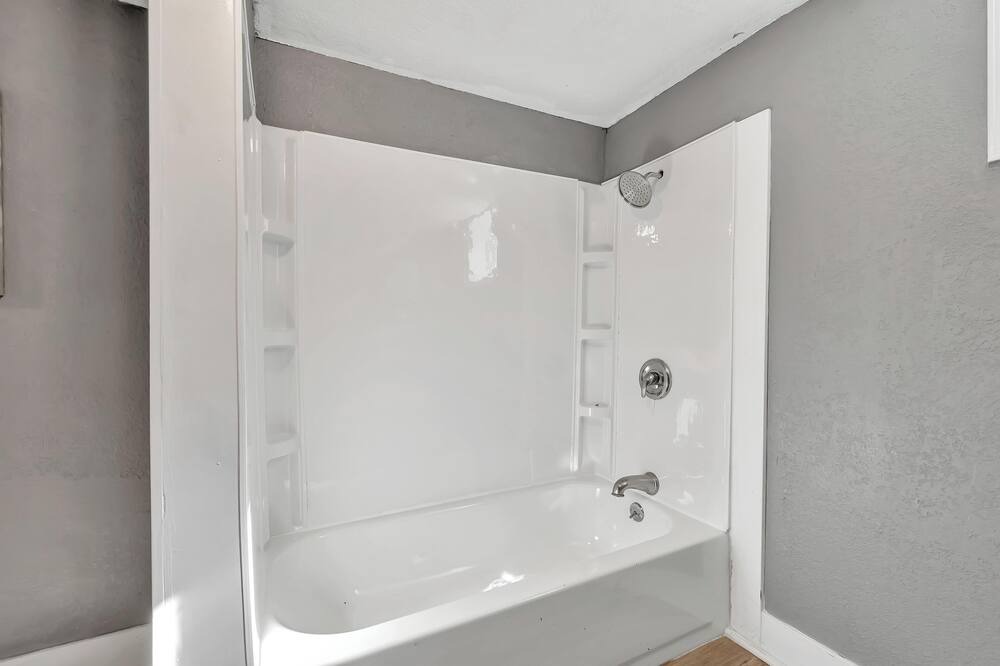 Photo of Bathroom in Oakland